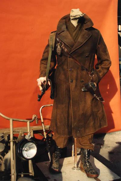 Bob Hoskins et John Leguizamo